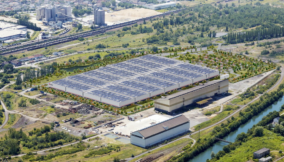 LAVT AVTRYKK: Taket på 84.000 kvadratmeter skal få solcellepaneler som vil gi energi til automatiserte lagerprosesser .