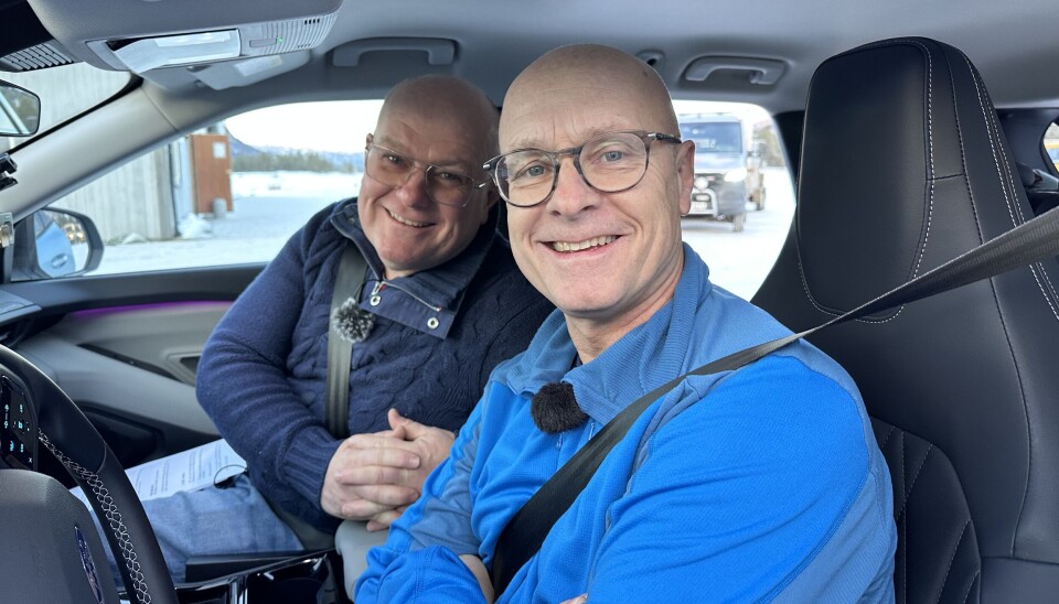 VINTERDRIFT: «Autofil-gutta» Jan Erik Larssen og Tommy Rustad er sammen igjen og fronter nå sammen med Elin Marie Sveen Vegvesen-filmer som vil gå i sosiale media om vinterdrift og vinterkjøring.