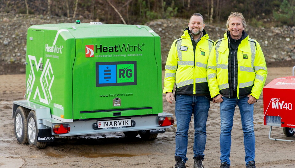 HEATWORK-AVTALE: Daniel Hole, salgssjef i Rental Group og Kjell Sæter, forretningsutvikler i Rental Group har gjort avtale med Heatwork.