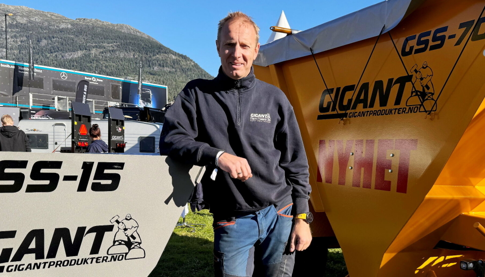 STÅL KONTROLL: Hans Anton Mørk i Mørk Maskin er fornøyd med å få inn rustbeskyttelse på boks som en del av porteføljen.