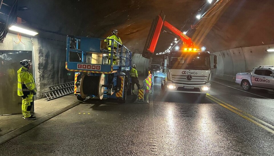 TUNNELARBEIDER: På grunn av rehabilitering vil Blåkolltunnelen være delvis stengt til mai 2025. Bildet er fra arbeider i september 2024.