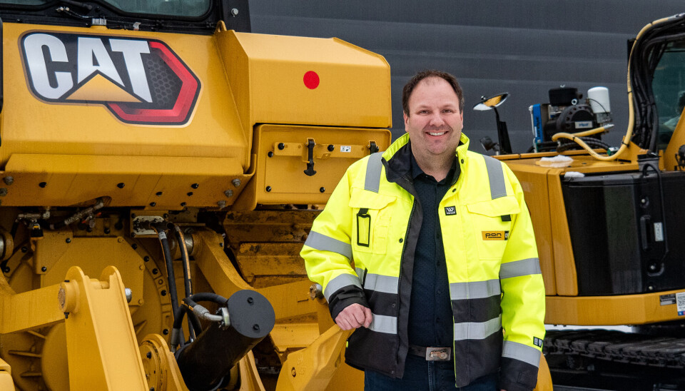 PON: - Vi får inn flere Cat hjullastere i jubileumsfarger og markerer 100-årsjubileumet, sier Stig Tore Sørum. (Pon Equipment)