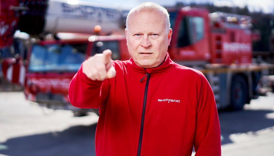 UENIG: Lars Chr. Steen, daglig leder i Asle Skoveng Kranservice AS.