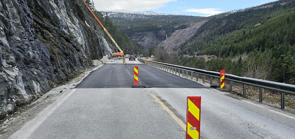 FERDIG: Stian Brenden Maskinservice AS får skryt fra Statens vegvesen for sikringsjobben på E6, og nå åpner veien til påsketrafikken i dag.