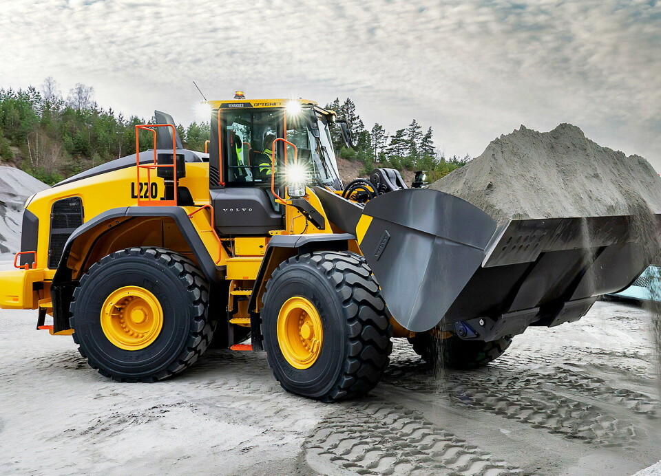VOLVO-DRIVLINJE: Volvo-motoren D13J i modellen L220 yter 279 kW og har 2265 newtonmeter ved 1000 omdreininger i minuttet.