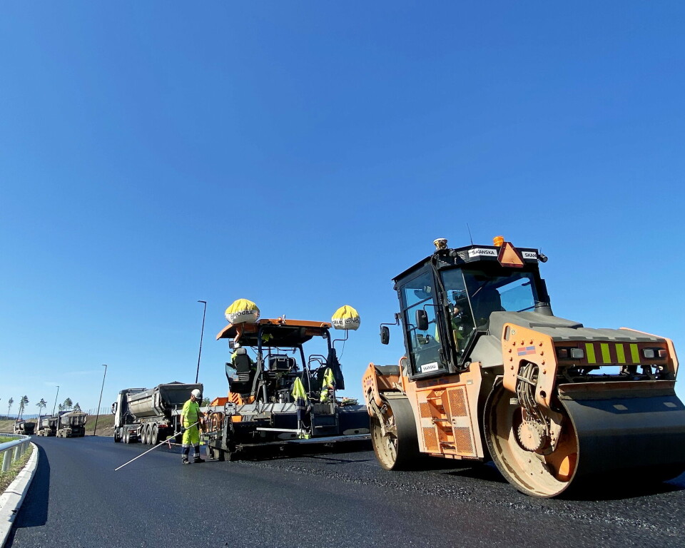 Har mål om 70 prosent redusert utslipp fra asfaltkontrakter