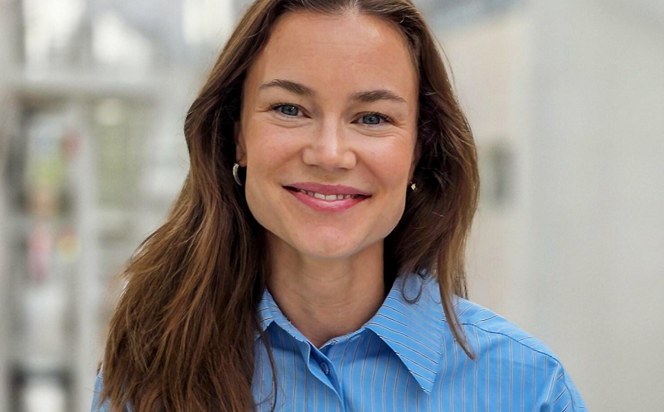 I GANG: Emilie Mejlænder er ansatt som ny kommunikasjonssjef ved Transportøkonomisk institutt (TØI).