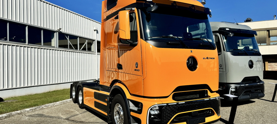 eActros trekkvogn med tre aksler