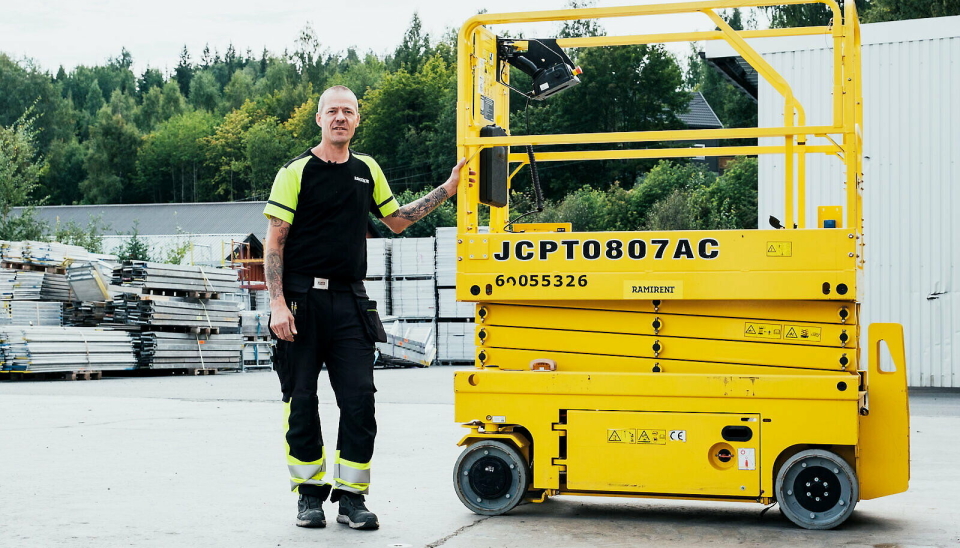 NYHET: RamiAccess, er en digital nøkkel som skal sikre at kun godkjent personell får starte utleiemaskiner. Løsningen gir tilgangskontroll via mobilapp og loggfører all bruk automatisk.