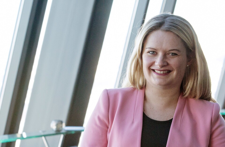 – Det unike med tjenestene er at de er tilpasset kundekravene i de ulike hjemmemarkedene samtidig som avsender kan styre leveringen helt til den er fremme, forteller Rikke Kyllenstjerna, Customer Experience Manager i PostNord. – Det unike med tjenestene er at de er tilpasset kundekravene i de ulike hjemmemarkedene samtidig som avsender kan styre leveringen helt til den er fremme, forteller Rikke Kyllenstjerna, Customer Experience Manager i PostNord.