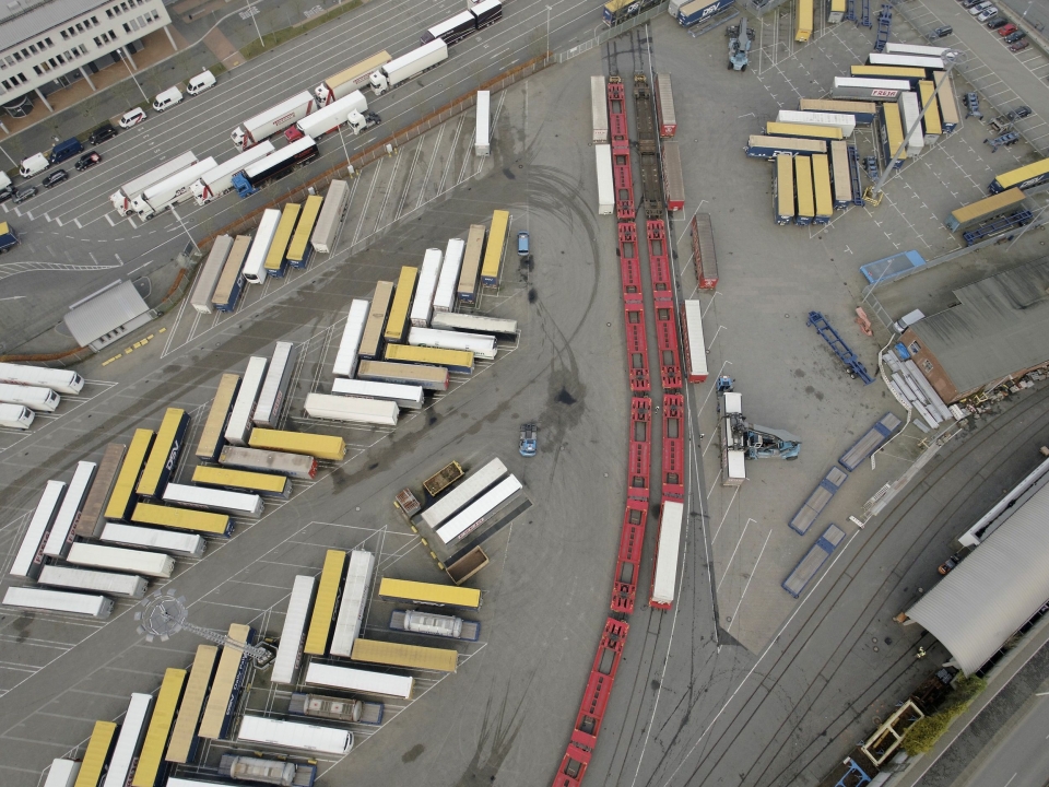 KIEL SOM HUB: Transportgiganten DSV er en av aktørene som har sett verdien av å benytte Kiel som hub.