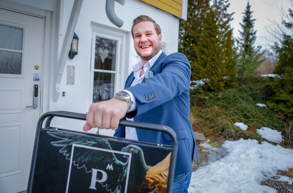 HØY KUNDETILFREDSHET: Fredrik Dammen scorer høyt på kundetilfredshet i Privatmeglerkjeden. HØY KUNDETILFREDSHET: Fredrik Dammen scorer høyt på kundetilfredshet i Privatmeglerkjeden.
