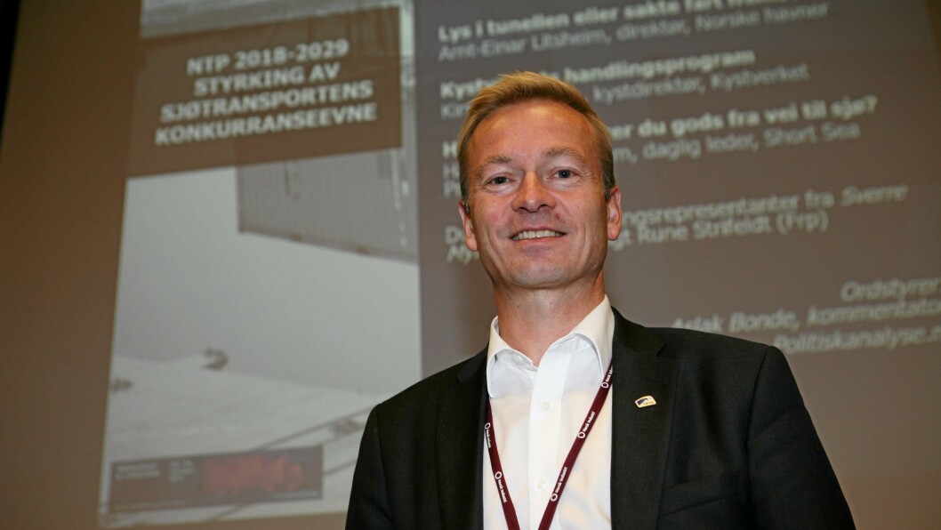 - Veien den viktigste infrastrukturen for et operativt transportnett, sier leder Helge Orten (H) i Stortingets transportkomité. Foto: Per Dagfinn Wolden - Veien den viktigste infrastrukturen for et operativt transportnett, sier leder Helge Orten (H) i Stortingets transportkomité. Foto: Per Dagfinn Wolden