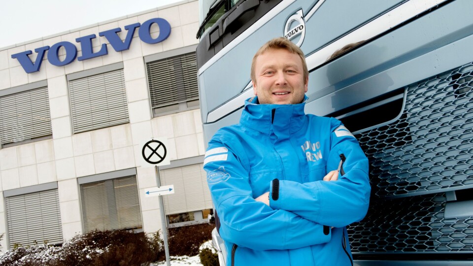 TRONER: Volvo-sjef Waldemar André Christensen smiler bredt etter to år som bestselger i Norge.