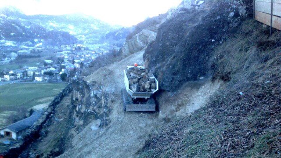 Operval PL10 minidumper.