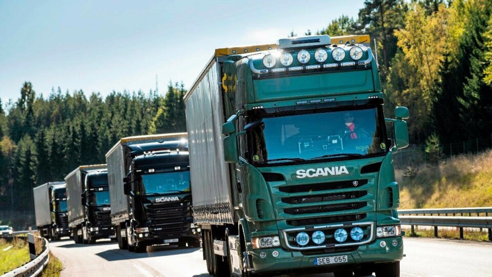 Både Scania og Volvo fikk, i likhet med flere europeiske lastebilprodusenter, tillatelse til å kjøre selvkjørede (autonome) lastebiler i flere europeiske land våren 2016. Volvo og Scania startet sine konvoier med selkjørende biler fra Sverige på vei til et felles møtepunkt i Nederland. Datainspektionen ønsker ikke slike biler velkommen i Sverige.