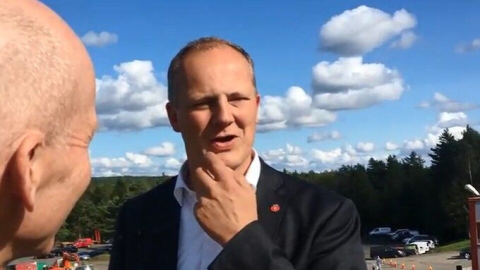 Ministeren testet høydeskrekken