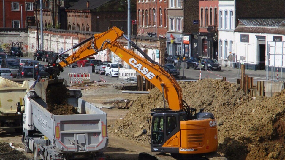 Den nye Case CX245D SR er allerede satt i arbeid av entreprenør Terrassement Berge som holder til ved Liege i Belgia.