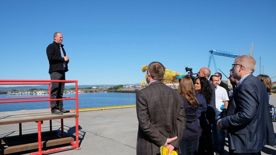 - Vi ønsker å stimulere til flere fraktlinjer på sjø. Samtidig trenger vi gode veier til havna, understreket samferdselsminister Ketil Solvik-Olsen som var tilstede under avtaleinngåelsen av det historiske industrisamarbeidet i Midt-Norge.