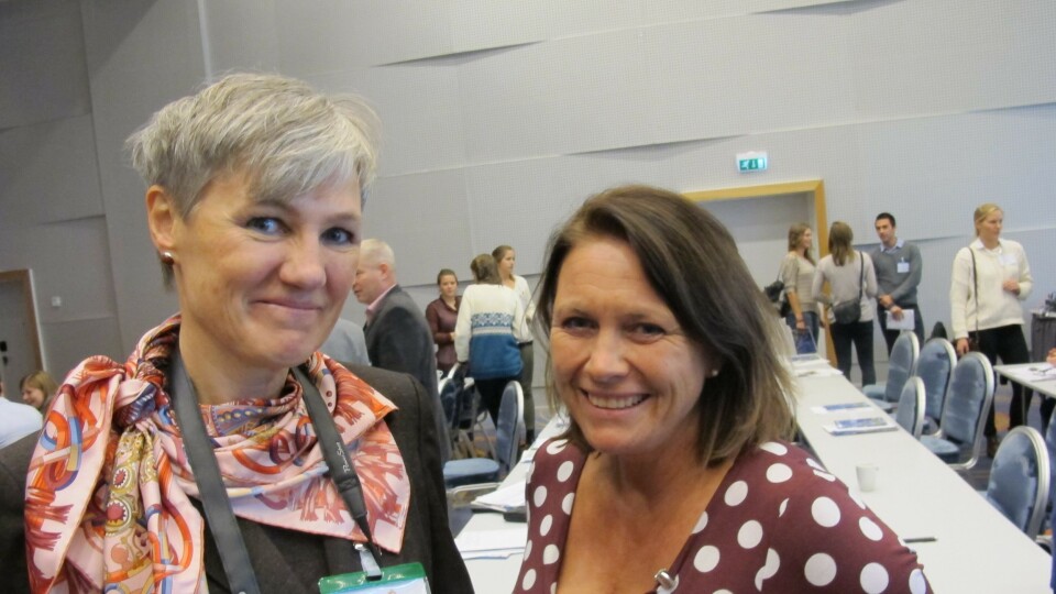 I 2013 var også høstmøtet lagt til Trondheim: Generalsekretær Elisabeth Gammelsæter (t.v.) og Hanne Markussen Eek, Franzefoss Minerals, daværende leder i Bergindustrien.