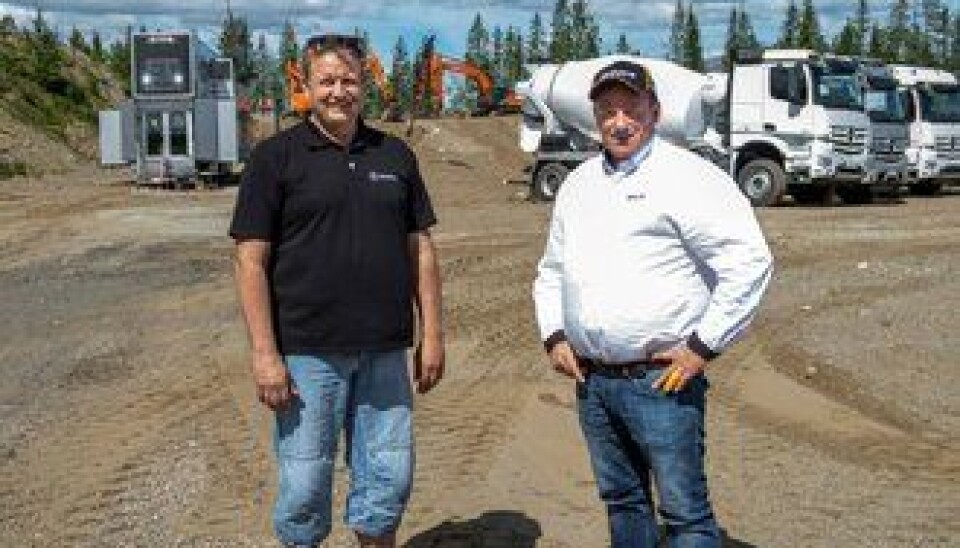 FORNØYD: Både Tommy Solbakken fra Bertel O. Steen og Vegard Gultvedt fra Nasta er strålende fornøyd med å være i gang med Test & Drive.