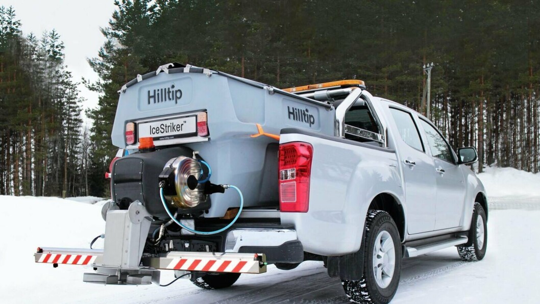 Hilltip har utviklet et sporingssystem til bruk sammen med produsentens ploger og spredere på pickuper og små lastebiler. Hilltip har utviklet et sporingssystem til bruk sammen med produsentens ploger og spredere på pickuper og små lastebiler.