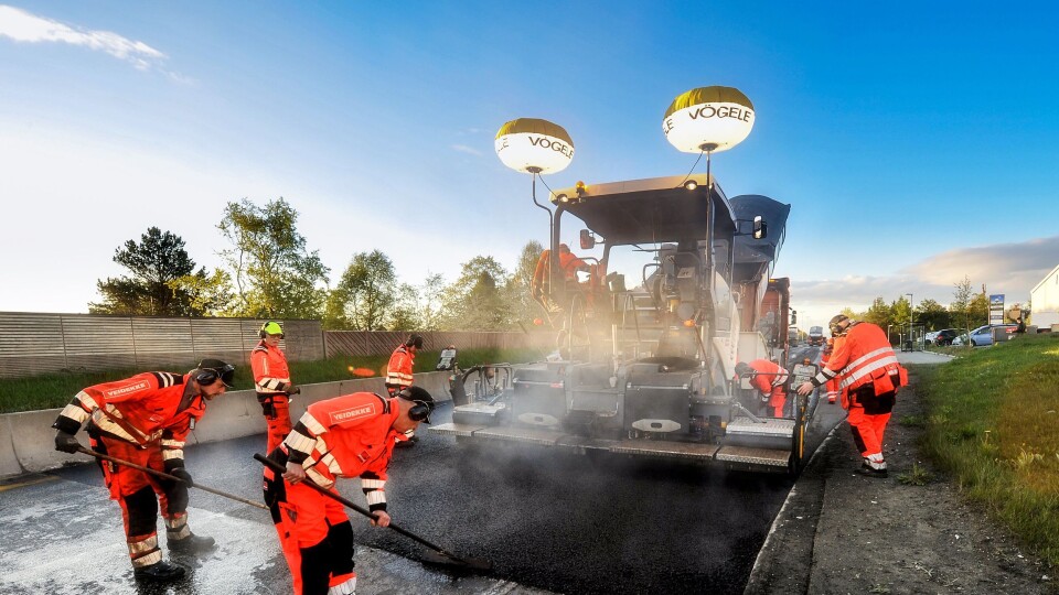 Skal asfaltere for nær tre milliarder
