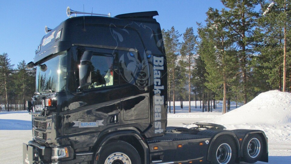 Nytt plogfeste for Scanias nye lastebiler