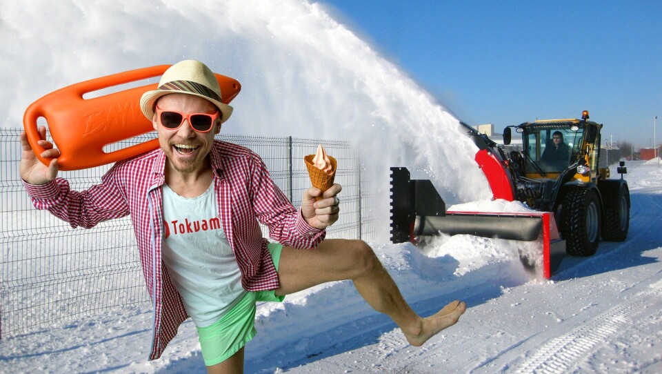 Nå står veivedlikehold både sommer og vinter på programmet for Tokvam AS. Fotomontasje: Tokvam