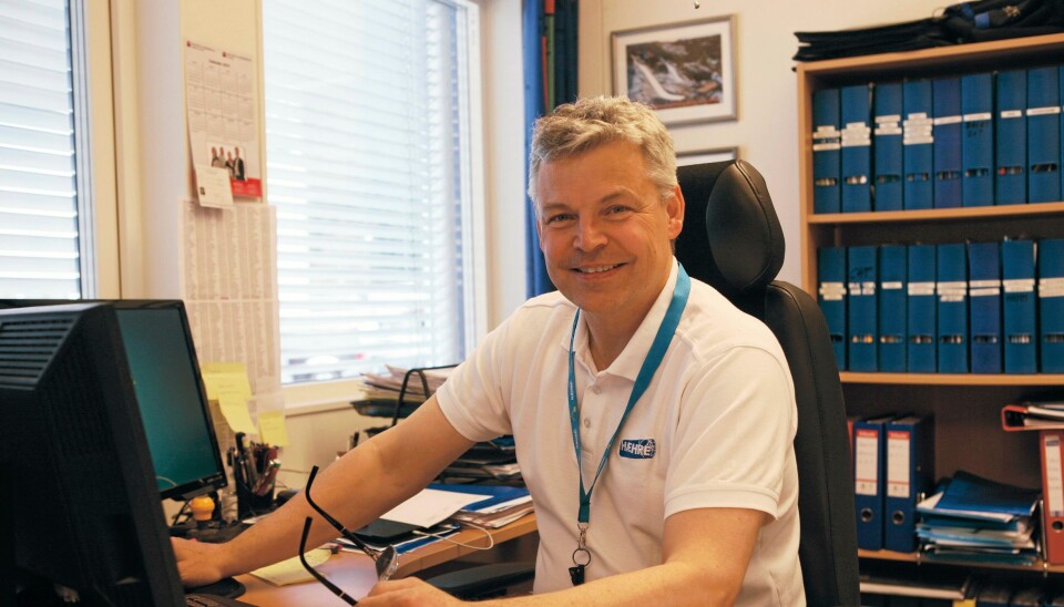 Daglig leder Frank Ole Sørensen i Hæhre Maskinutleie bedrer sikkerheten for maskinførerne.