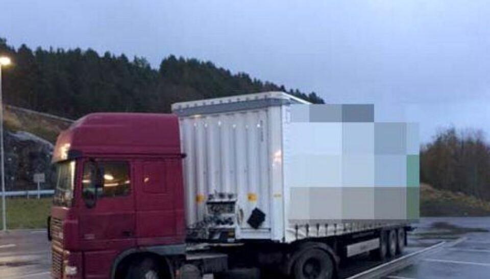 Denne transporten var et sammensurium av nasjonaliteter og ulovligheter. Det ble gitt kjøreforbud og levert anmeldelse.