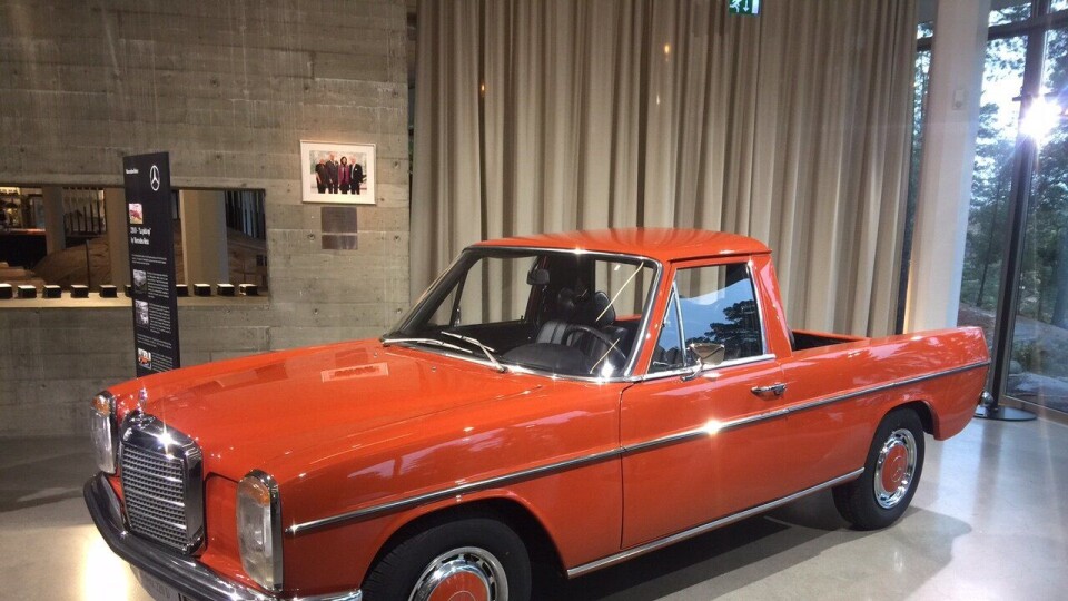 Mercedes-Benz 220D 72-modell pickup fra Argentina.
