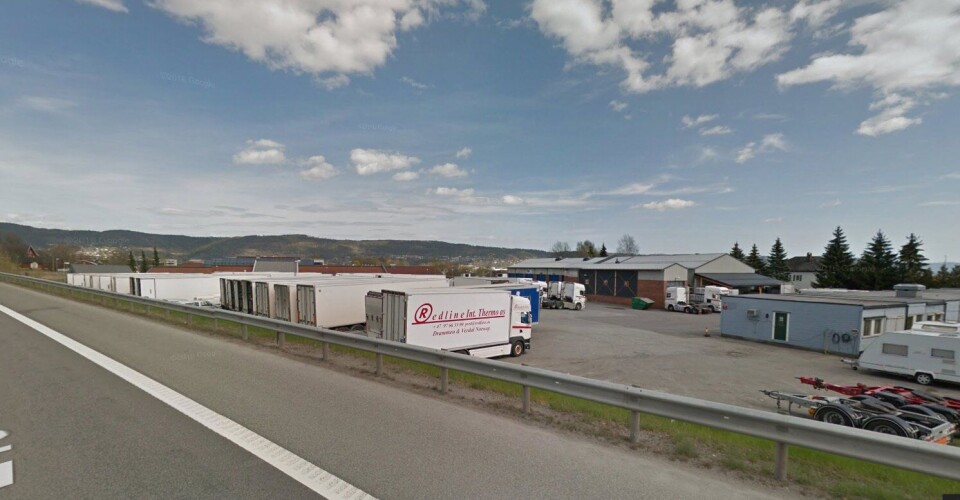 Redline Int Thermo holder til på Lierstranda utenfor Drammen.