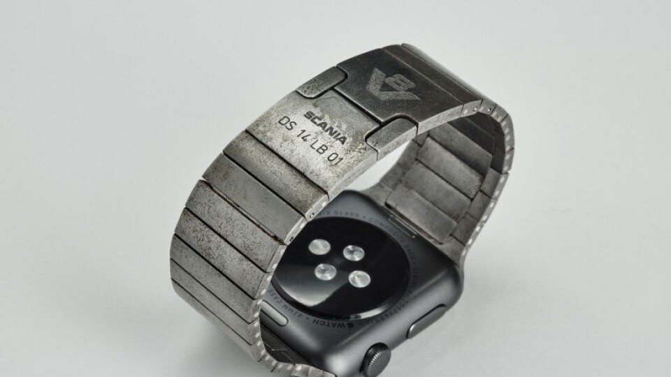 Scania 140 V8 klokkelenke montert på en Apple Watch Scania Edition.