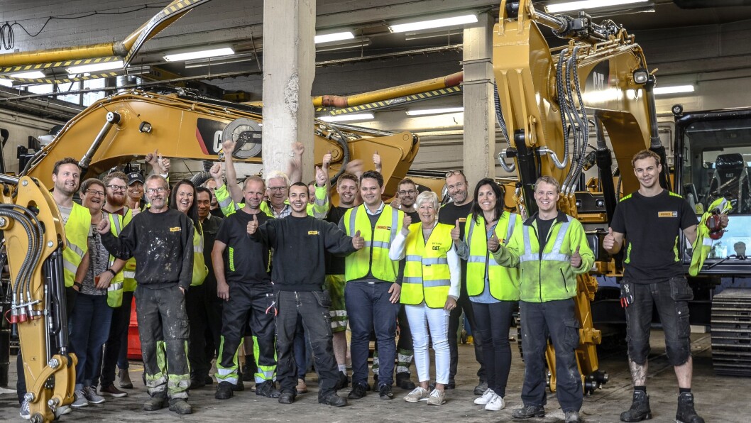 Team Pon: Representanter fra salg, klargjøring, ordekontor, maskinlogistikk og marked. Team Pon: Representanter fra salg, klargjøring, ordekontor, maskinlogistikk og marked.