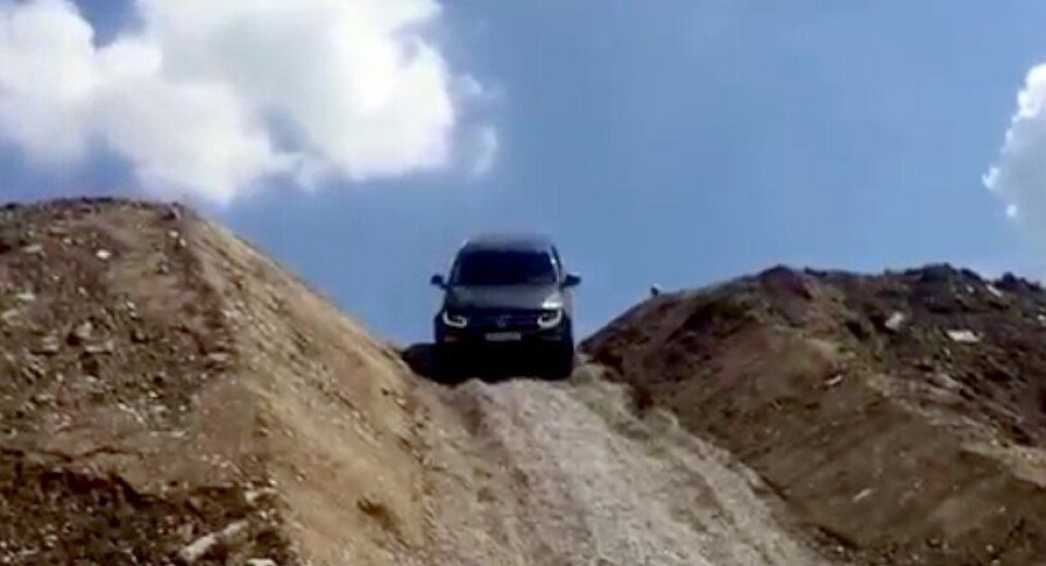 Se hvor godt motoren bremser bilen