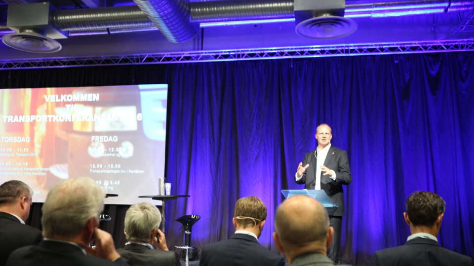 Ketil Solvik-Olsen åpnet Transport 2016 torsdag.
