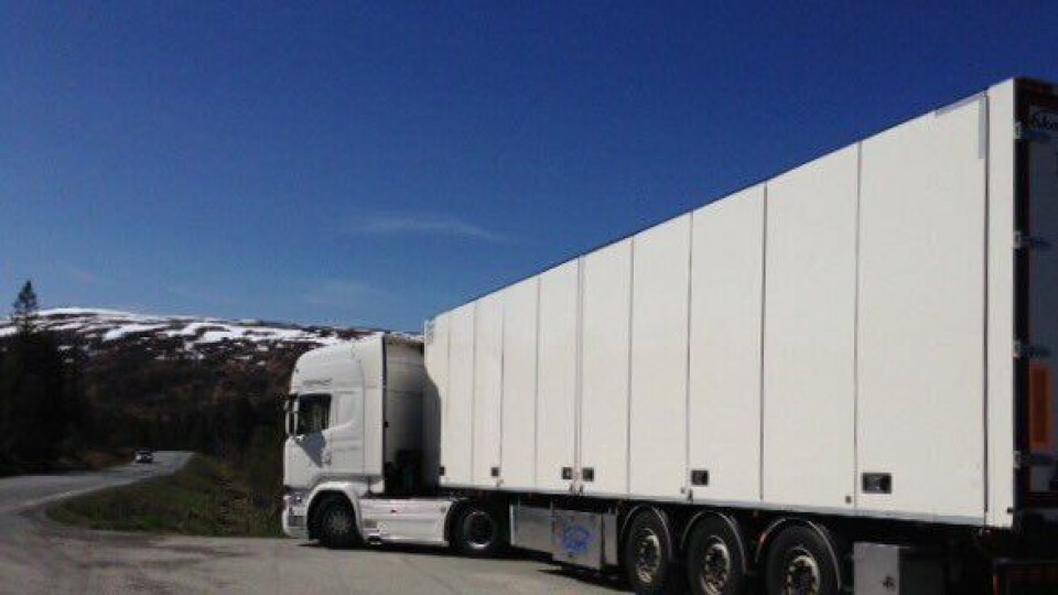 orsk fører stanset på Fv714 med annen manns sjåførkort i skriveren.