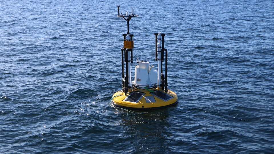 Seawatch wavescan med påmontert måleutstyr for vindfelt og lidar.