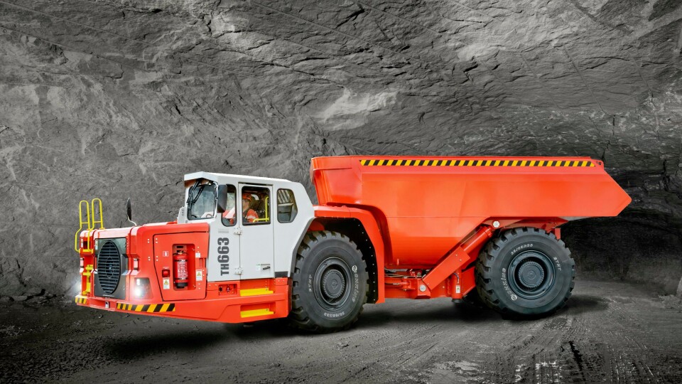 Sandviks gruvetruck TH663 har fått ny motor, og vil nok med Björn Rosengren ved roret fortsatt bli produsert i Åbo.