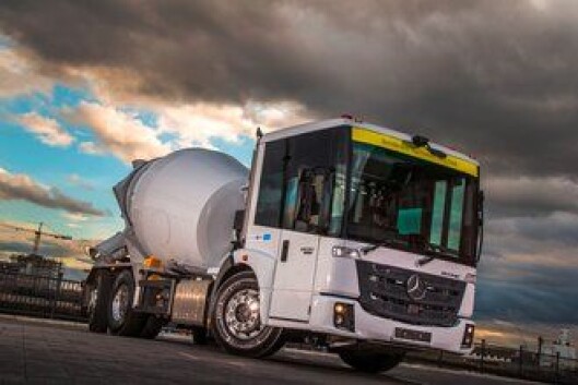 Vi er mest vant til å se Mercedes-Benz Econic som renovasjonsbil her hjemme, men den kan også leveres i anleggsutførelser, for eksempel med betongtrommel. Vi er mest vant til å se Mercedes-Benz Econic som renovasjonsbil her hjemme, men den kan også leveres i anleggsutførelser, for eksempel med betongtrommel.