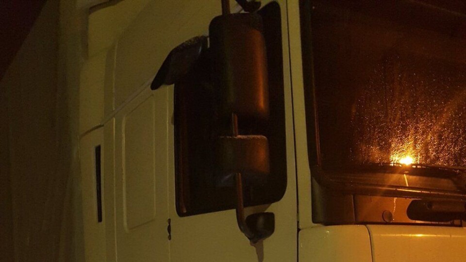 Hjullås hjalp ikke. Sjåføren stakk av med bilen.