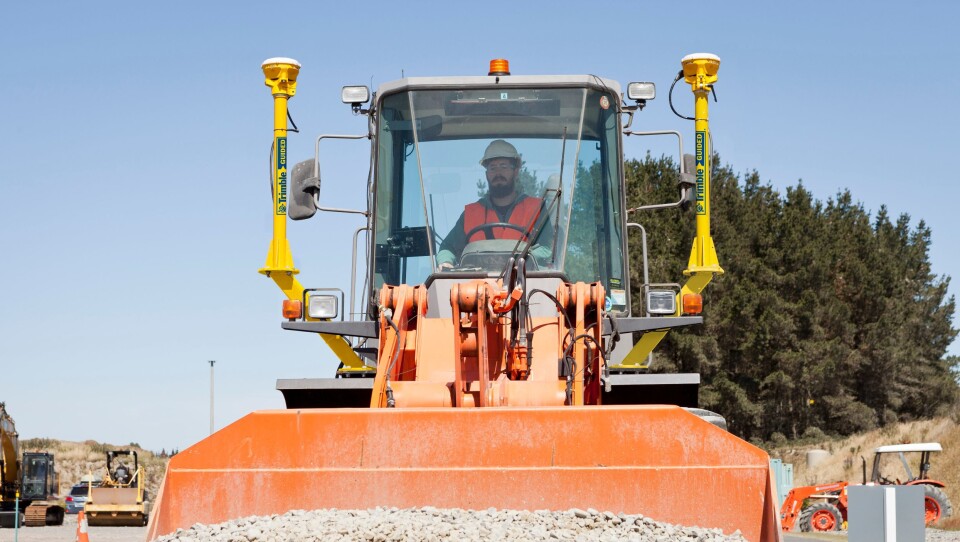 Hitachi hjullaster med Trimble GCS900 Grade Control System. Alle