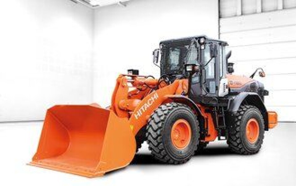 Fem stk. Hitachi ZW180-5 hjullastere er på vei til Lindum AS.