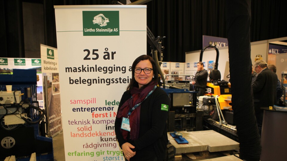 Daglig leder Stina Lintho Lippestad i Lintho Steinmiljø AS på Arctic Entrepreneur på Gardermoen.