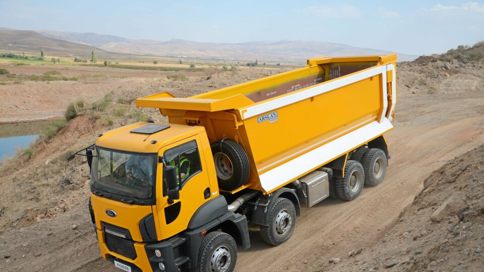 Ford Cargo Construction produseres av Ford Otosan i Tyrkia og markedsføres foreløpig i en begrenset del av Europa.