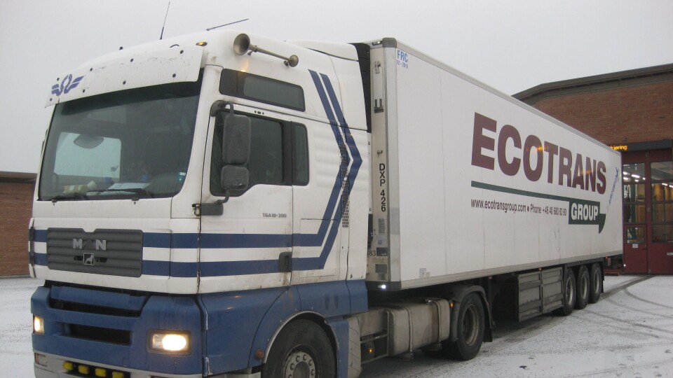 Denne Ecotrans-transporten er den siste i en rekke der makedonske sjåfører i bulgarsek trekkvogner som trekker Ecotrans-tralle ikke har hatt orden i papirene og det tekniske. Nå er det slutt å inngå kontrakter med bulgarske transportører for Ecotrans Gruop.