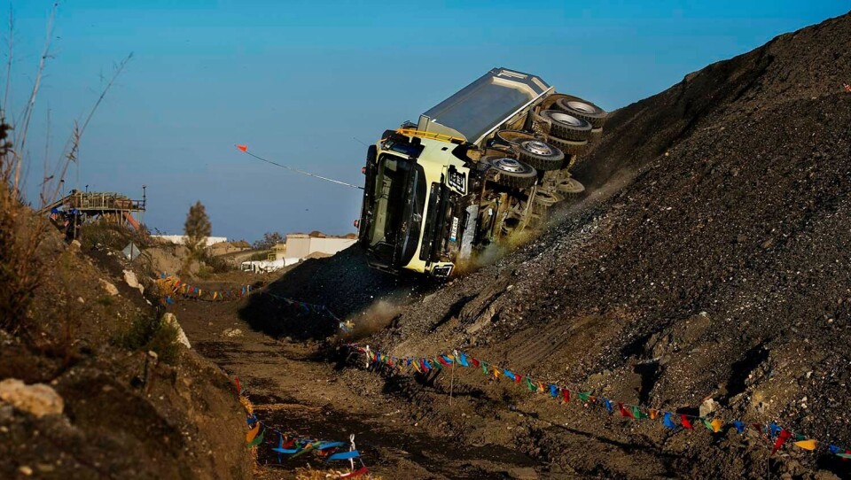 Fireåring amok med Volvo FMX
