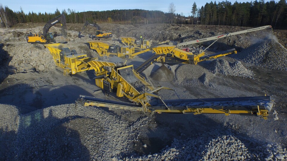 Maskinene i aksjon under «knusedagene» Maskinene i aksjon under «knusedagene»
