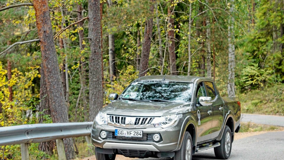 LETTKJØRT: Mitsubishi L200 har gjennomgått store forandringer og fremstår som en lettkjørt bil
